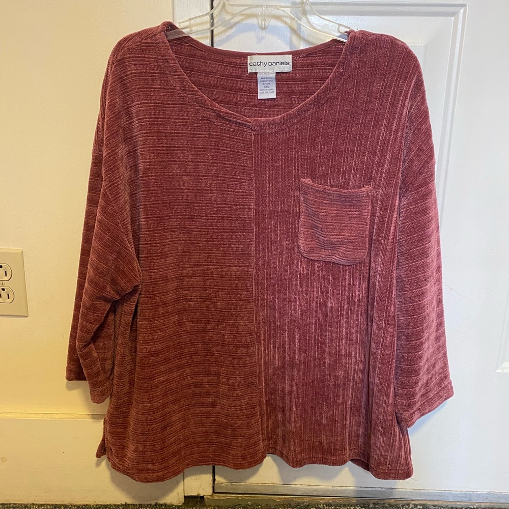 Dust rose 3/4 length sweater.